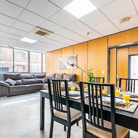 شقة Grand Soho Ofihouse مالقة المظهر الخارجي الصورة