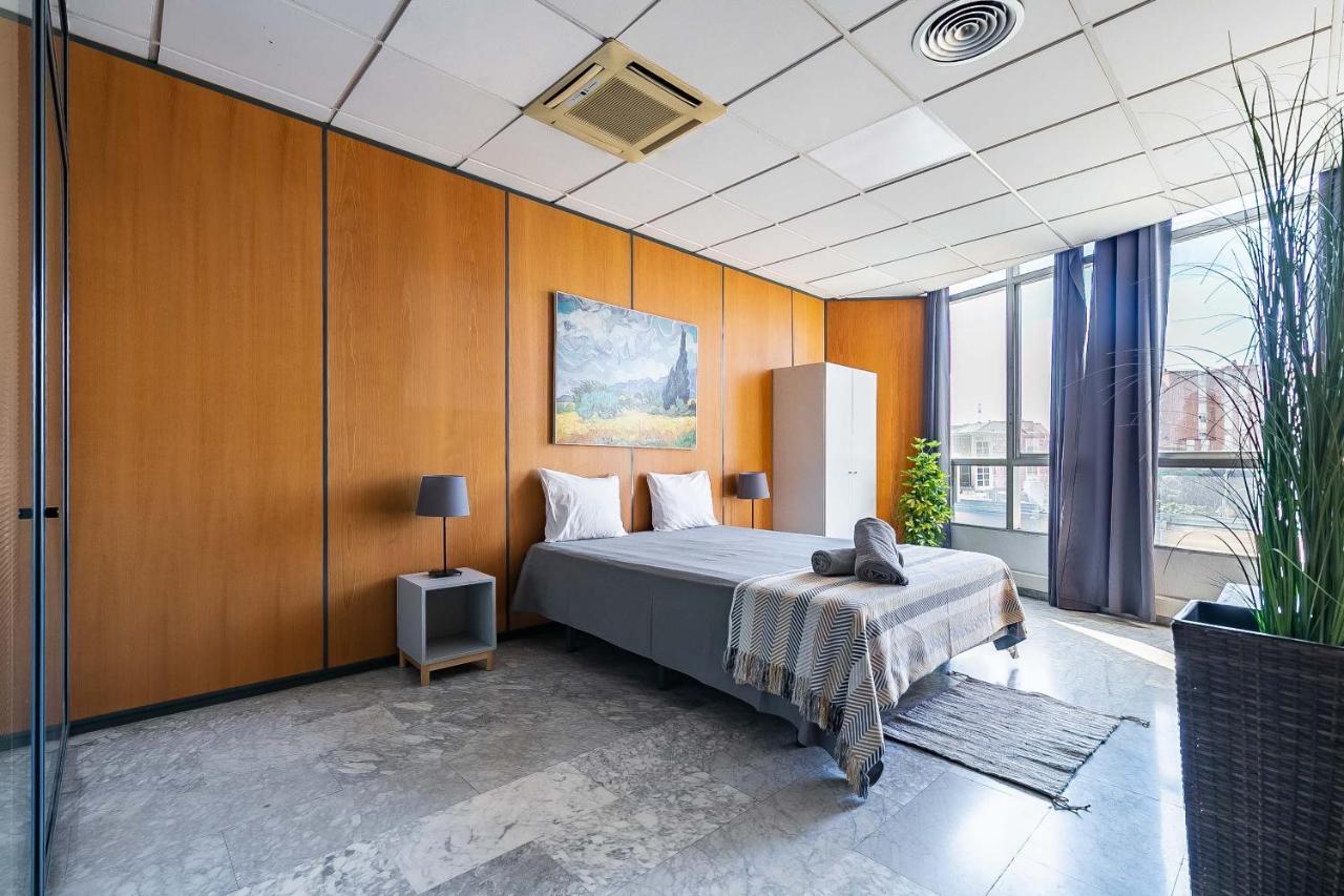 شقة Grand Soho Ofihouse مالقة المظهر الخارجي الصورة